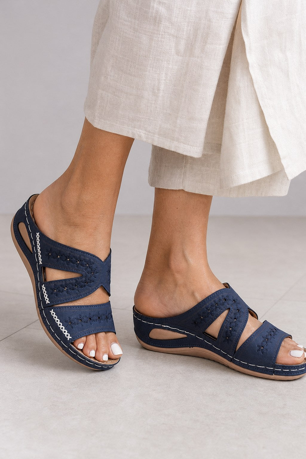 Alice Supportive Walking Sandals
